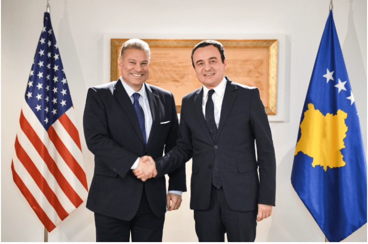 Escobar nga Beogradi demanton proponentët e Serbisë në Kosovë: Nuk i dhashë afat Kurtit