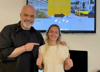 Rama bën publik lajmin: Gati plani për prodhimin e supermakinës shqiptare