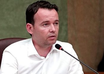 Prokuroria nis hetimet për një rast që ministri Peci e denoncoi në Facebook