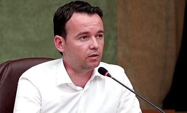 Prokuroria nis hetimet për një rast që ministri Peci e denoncoi në Facebook