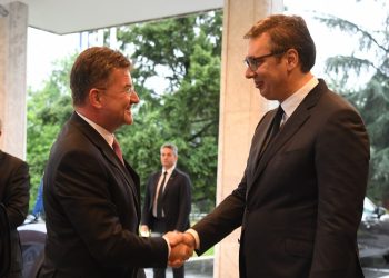 Po shtohen eurodeputetët që kritikojnë qasjen e Lajçakut ndaj Kosovës