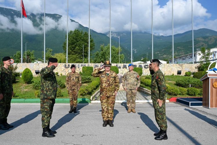 Ushtria e Shqipërisë vazhdon misionin si pjesë e KFOR-it në Kosovë