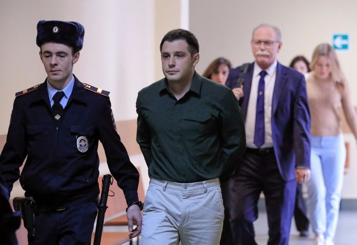 Ish-marinsi amerikan i liruar nga Rusia plagoset në Ukrainë