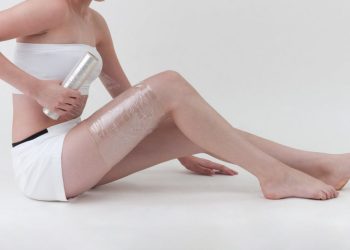 Mbështilleni vendin ku ju dhemb me foli të zakonshme dhe mos u brengosni: Teknika e lashtë jep rezultate të shpejta!