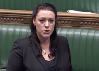 Ripërsërit deputetja britanike, Kearns: Burimet ushtarake më kanë thënë, armët nga Serbia hyjnë në Kosovë