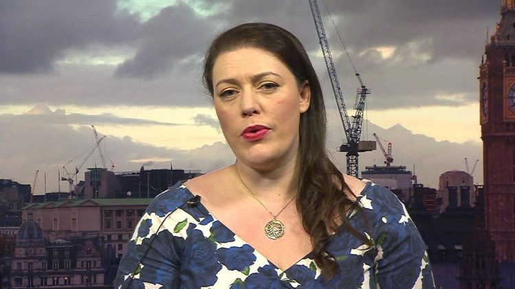 Alarmon deputetja britanike: Armët në veri po kontrabandohen nëpër kisha ortodokse