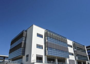 Mungesa e klimatizimit në Pallatin e Drejtësisë, KGJK vendos për reduktimin e punës së gjykatave