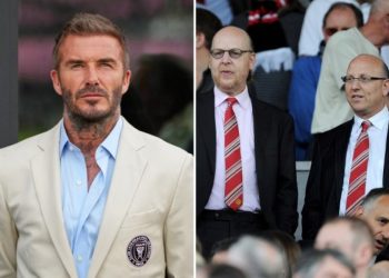 Beckham “godet” drejtuesit e Manchester United: Është koha të largoheni