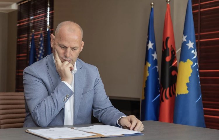 Kurti s’e takoi Ramën, Lladrovci: Nuk ka bir nane që mund të na ndaj