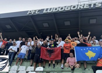 Ballkanit nuk i mungon përkrahja e tifozëve në Bullgari