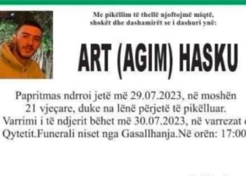 I jepet lamtumira e fundit të riut nga Prishtina që dyshohet se vdiq nga mbidoza e drogës