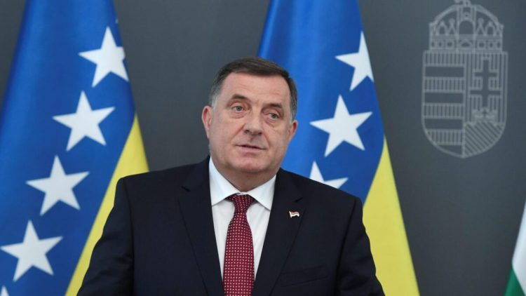 Dodik refuzon t’i pranojë vendimet e Përfaqësuesit të Lartë, paralajmëron referendum