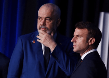 Rama takohet me presidentin francez Macron