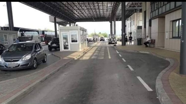 Ardhja e mërgimtarëve, vendkalimet kufitare vazhdojnë të jenë të lira