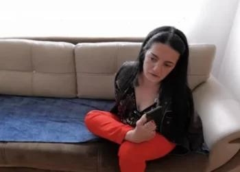 42-vjeçarja që jeton pa duar: Kam nevojë për banesë e proteza, i kërkova ndihmë direkt Vjosa Osmanit