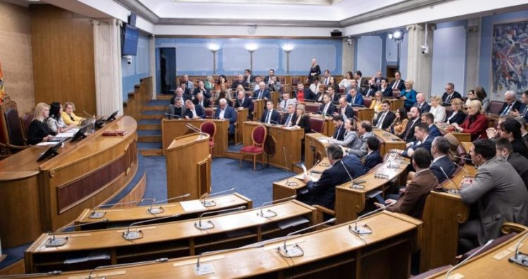 Milojko Spajiq kryeministër i ri i Malit të Zi, i lë jashtë partitë pro-serbe