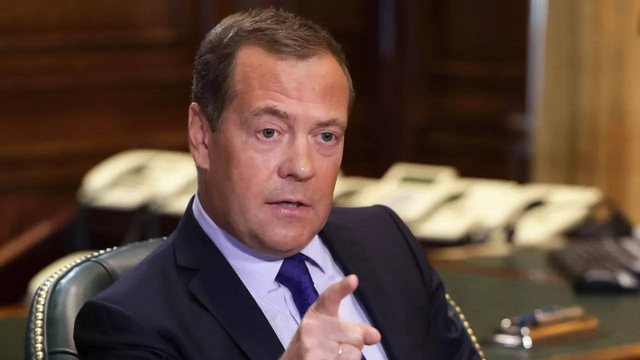Medvedev “provokon” SHBA-në me deklaratën: Do të shtypim armiqtë tanë