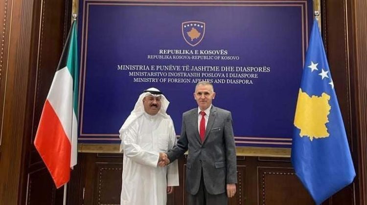 Drejtori i Përgjithshëm i Akademisë Diplomatike, Ambasadori Beqir Ismaili, priti në takim Ambasadorin e ri jorezident të Kuvajtit