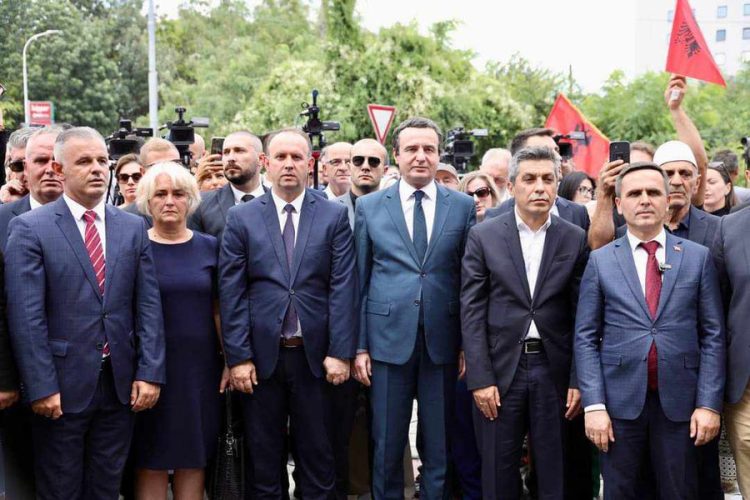 Kurtishi: Vizita e Kurtit trazoi politikanët maqedonas, doli në horizont mendësia jugosllavo komuniste