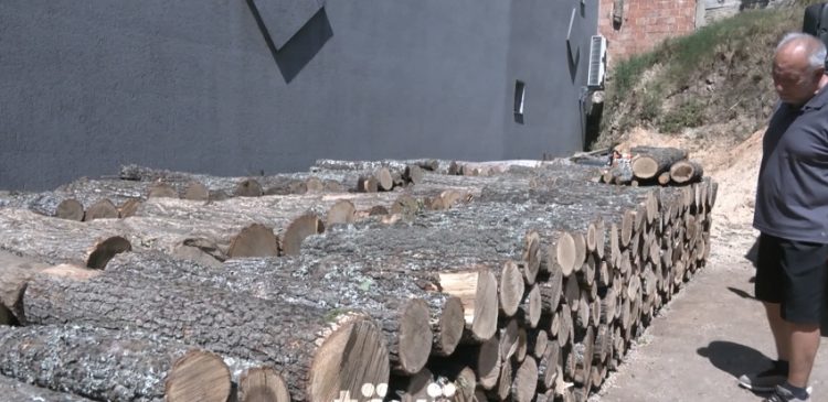 Në pikë të nxehtit një metër dru shkon deri në 65 euro