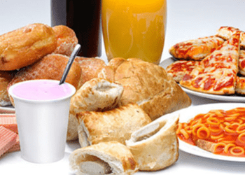 Ushqimet më të zakonshme që shkaktojnë kancer