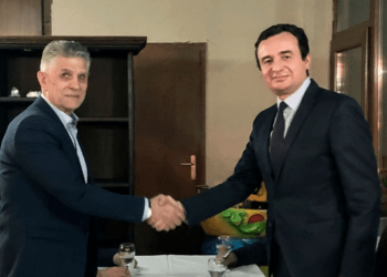 Kurti pranon letër falënderimi nga Sulejman Ugljanin