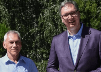 Pavarsisht miklimeve të BE-së, Vuçiqi takohet me ambasadorin rus, ia konfirmon synimet për ruajtjen e marrëdhënieve me Rusinë