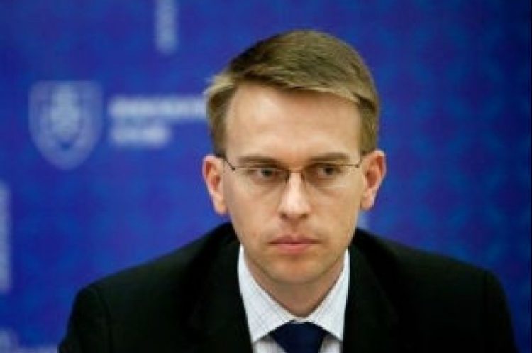 Fushatën e Vuçiqit kundër Kosovës, Stano e cilëson “koment”