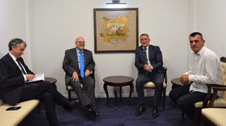 Ambasadori amerikan: Aktivitetet e përbashkëta thellojnë lidhjet e forta që SHBA-ja ka ndërtuar me Kosovën