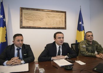 Kush është Ministri i ri i Mbrojtjes, Ejup Maqedonci?