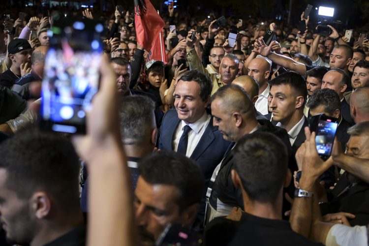 Taravari: Kurti i mirëseardhur në të gjitha komunat dhe trojet shqiptare, përshëndes emërtimin e rrugës “Adem Demaçi”