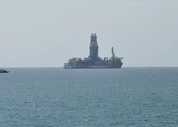 Turqi, anija “Abdülhamid Han” fillon shpimin në Mesdhe – VIDEO