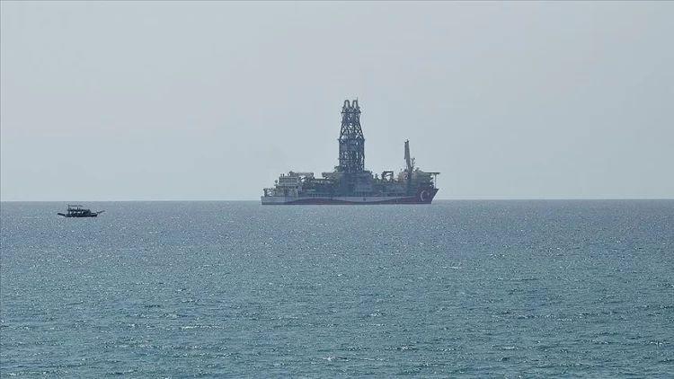 Turqi, anija “Abdülhamid Han” fillon shpimin në Mesdhe – VIDEO