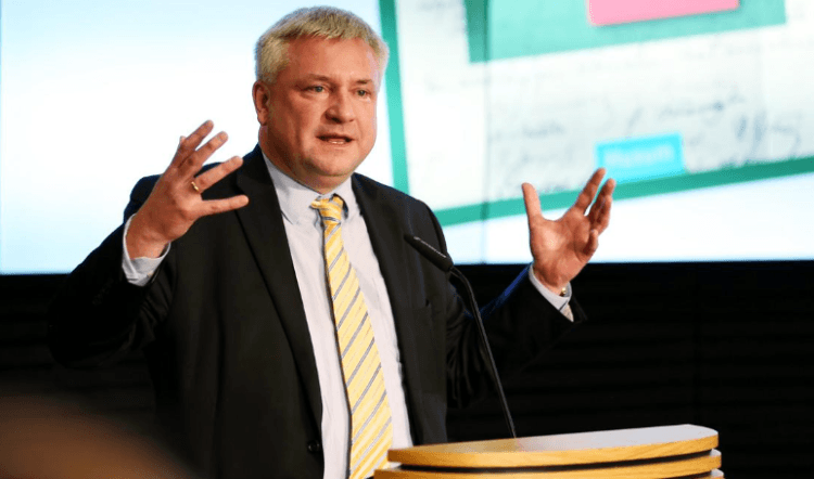 Deputeti gjerman përkrah letrën e ligjvënësve evropianë dhe amerikanë: Një nismë shumë e mirë dhe në kohë