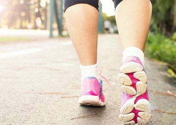 Sa hapa në ditë mjaftojnë për të qenë të shëndetshëm dhe në formë?