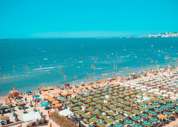 “Vlon” turizmi në Shqipëri, 1.7 milionë persona vizituan vendin vetëm gjatë korrikut