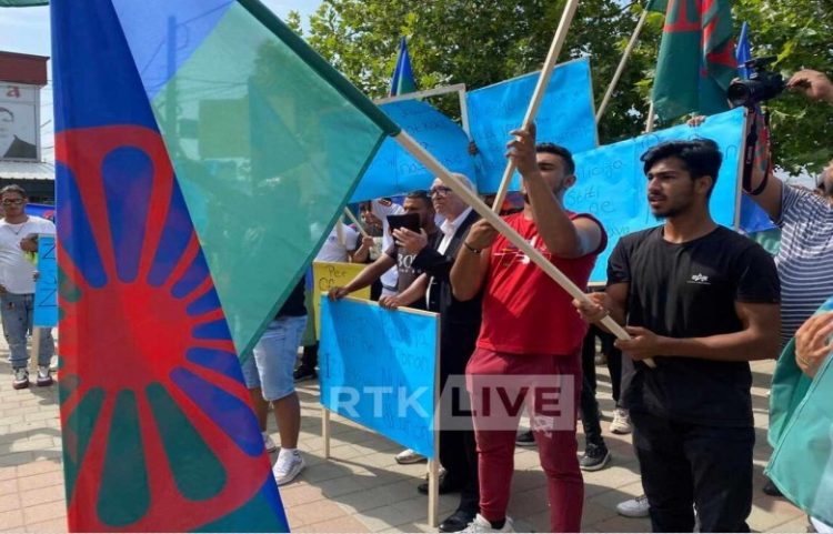 Protestohet në Graçanicë kundër dhunës ndaj romëve