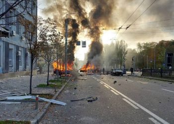 Ukraina nën alarm për sulme ajrore, pas sulmit me dron në Moskë