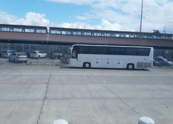 Sekuestrohen 100 mijë Euro në një autobus në Durrës