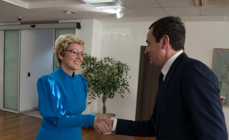 Ndalimi i Këshilltares të Kurtit, ZKM: Shkelje e rëndë e të drejtave të shqiptarëve të Luginës