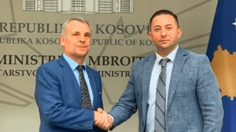 Ambasadori gjerman reagon pasi Armend Mehaj dha dorëheqje