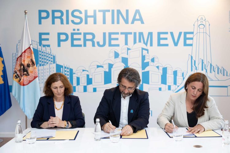 Rama nënshkruan një marrëveshje për shërbime më të mira për personat me autizëm dhe sindromin Down