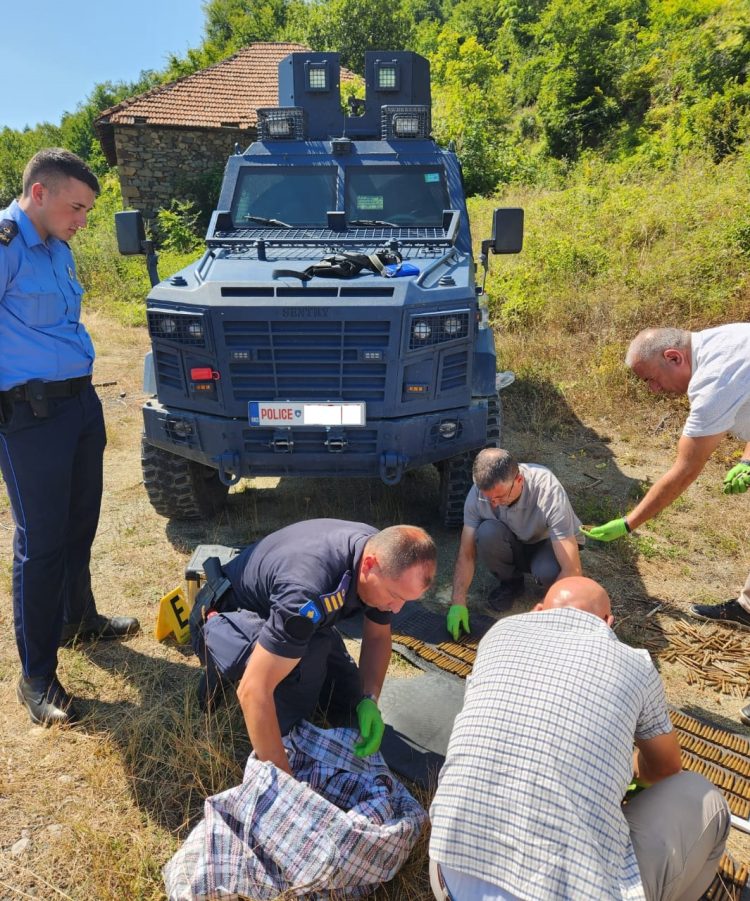 Policia e Kosovës konfiskon mbi 1200 fishekë në Zveçan