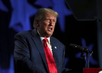 Akuza ndaj ish-presidentit, Trump reagon për herë të parë: Gjueti shtrigash!