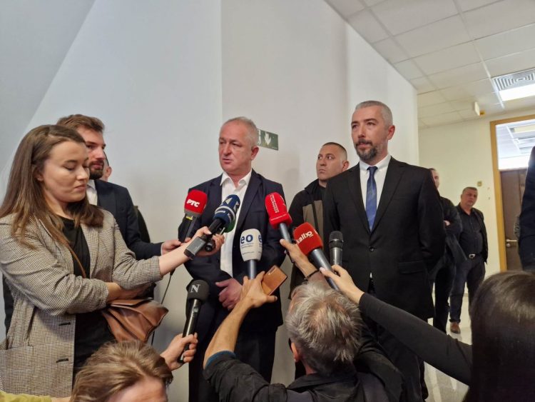 Atiq shtyn afatin, ua vendos institucioneve serbe në derë vendimin për lëshim objekti deri më 8 shtator