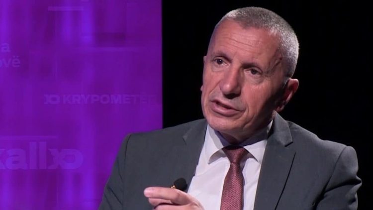 Kamberi: Shqiponja është e jona, prandaj e mbajmë me krenari, ta veshim facebookin kuq e zi