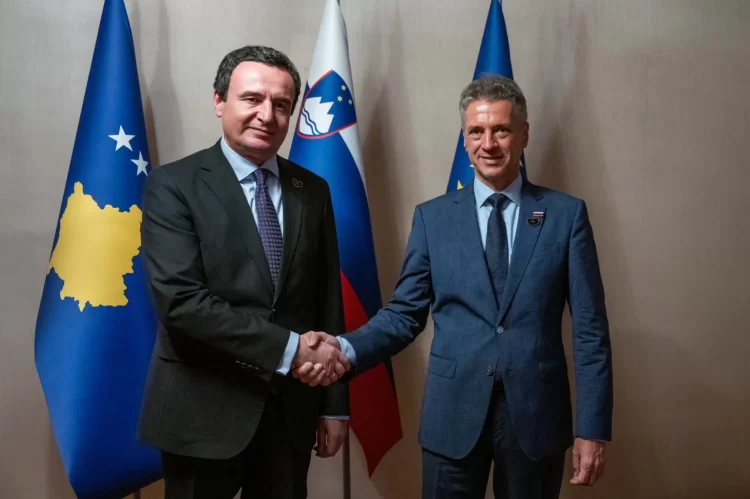 Kurti në Bled zhvilloi takim bilateral me kryeministrin e Sllovenisë