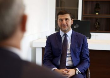 Krasniqi pret në takim ambasadorin e OSBE-së në Kosovë, Michael Davenport