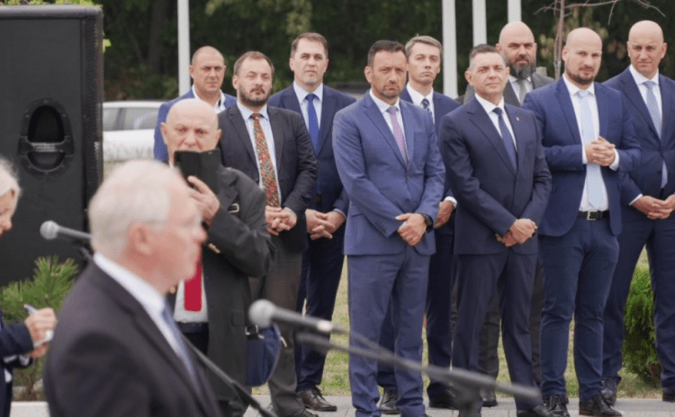 Vuçiq: Pavarësisht sanksioneve të vendosura nga SHBA-ja, Vulin do mbetet kreu i BIA-s