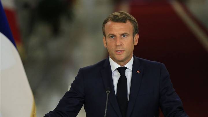 Macron: Flamuri rus nuk mund të valëvitet në Olimpiadën “Paris 2024”